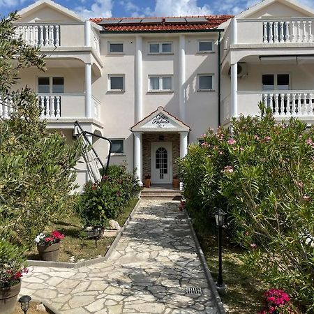 Apartments Rafaela Barbat na Rabu Kültér fotó