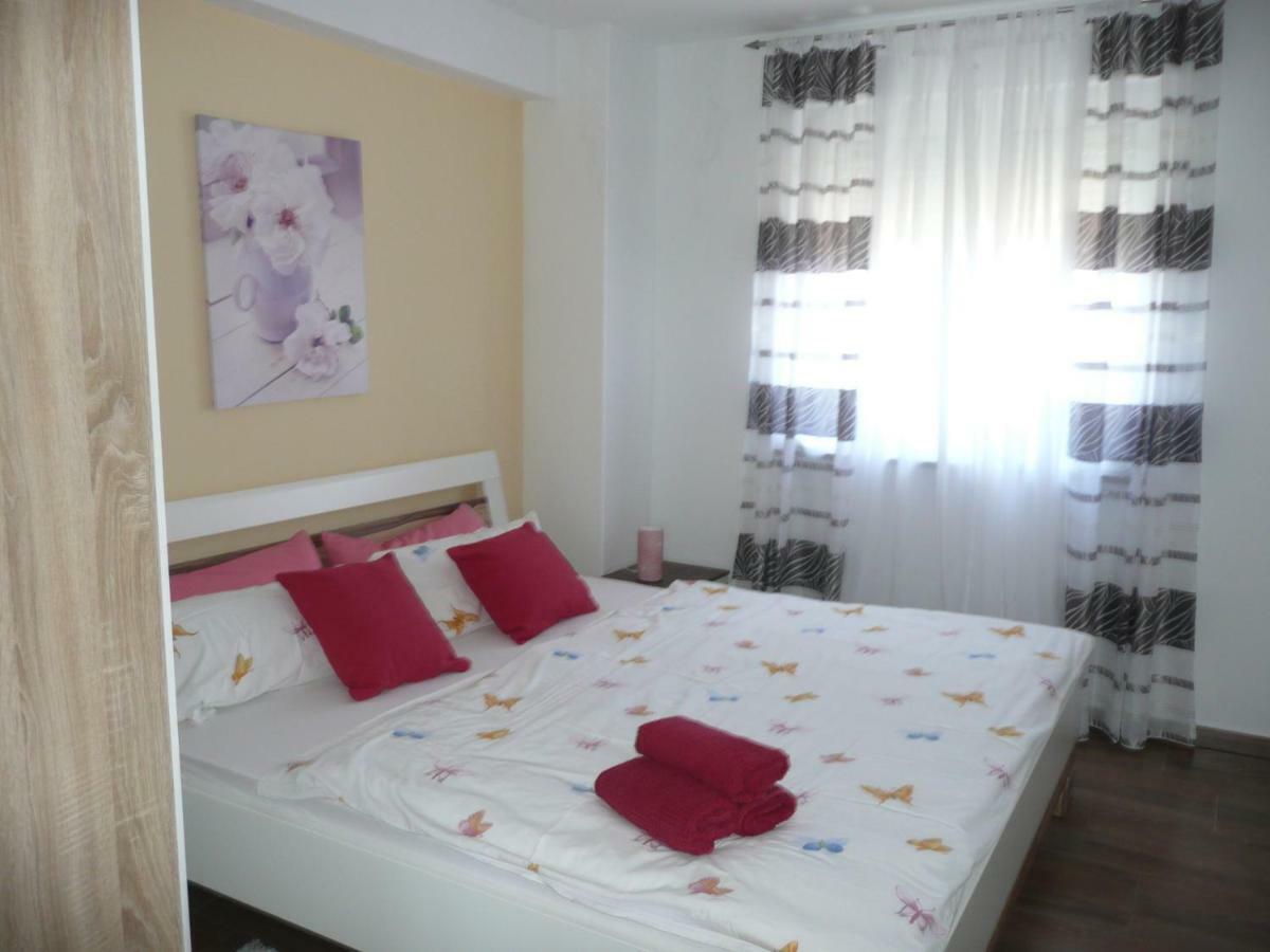 Apartments Rafaela Barbat na Rabu Kültér fotó
